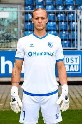 Goalkeeper Dominik Reimann, 1 FC Magdeburg 2 Soccer Bundesliga portrait appointment 2 BL 2024 2025 official photo appointment 1 FC Magdeburg in the Avnet Arena in Magdeburg portrait, portrait, single picture, Germany, football, men, GER, 18 07 2024 Christian Schroedter