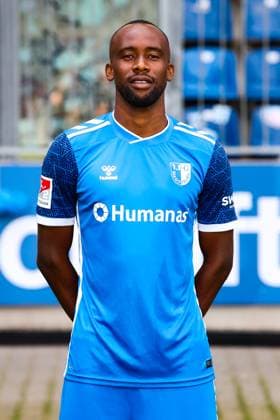 Silas Gnaka, 1 FC Magdeburg 2 Soccer Bundesliga portrait appointment 2 BL 2024 2025 official photo appointment 1 FC Magdeburg in the Avnet Arena in Magdeburg portrait, portrait, single picture, Germany, football, men, GER, 18 07 2024 Christian Schroedter
