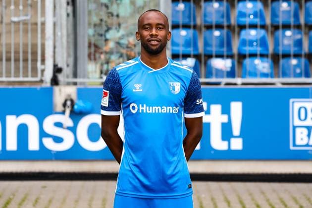 Silas Gnaka, 1 FC Magdeburg 2 Soccer Bundesliga portrait appointment 2 BL 2024 2025 official photo appointment 1 FC Magdeburg in the Avnet Arena in Magdeburg portrait, portrait, single picture, Germany, football, men, GER, 18 07 2024 Christian Schroedter