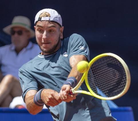 Gstaad Switzerland, 07 19 2024: Jan-Lennard Struff (GER) in action during EFG Swiss Open. during EFG Swiss Open Gstaad, International Tennis match in Gstaad, Switzerland, July 19 2024  Copyright: xPatrickxDancel IPAxSportx xipa-ax xx IPA_48114625 IPA_Agency_IPA48114625