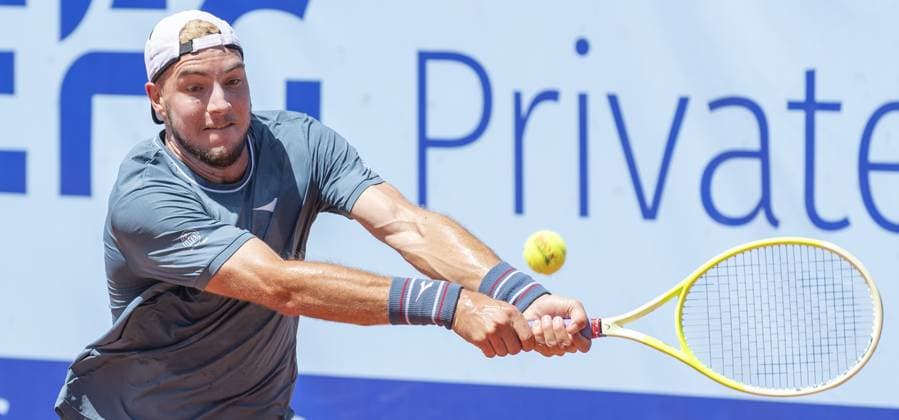 Gstaad Switzerland, 07 19 2024: Jan-Lennard Struff (GER) in action during EFG Swiss Open. during EFG Swiss Open Gstaad, International Tennis match in Gstaad, Switzerland, July 19 2024  Copyright: xPatrickxDancel IPAxSportx xipa-ax xx IPA_48114626 IPA_Agency_IPA48114626