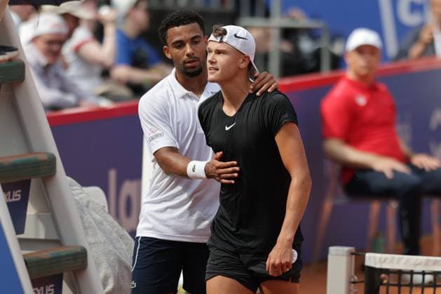 Tennis Men ATP, Tennis Men Tour 500 European Open Hamburg, Hamburg Open ATP 500 2024 , 19 07 2024 , Arthur Fils FRA Holger Rune DEN unfortunately gives up Copyright: FernandoxSoares