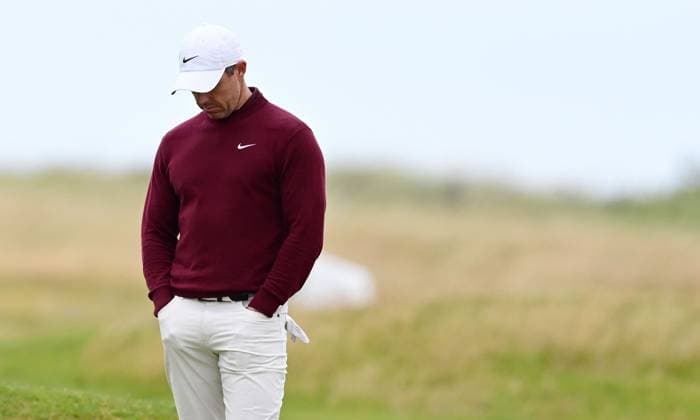 Rory McIlroy looks dejected on the 4th fairway The British Open Championship, Day Two, Golf, Royal Troon, Troon, UK - 19 July 2024  Copyright: xGreigxCowie Shutterstockx 14587995ba