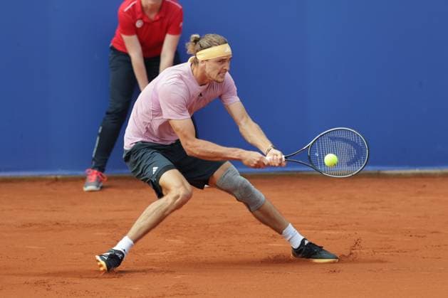 Tennis Men ATP, Tennis Men Tour 500 European Open Hamburg, Hamburg Open ATP 500 2024 , 19 07 2024 , Alexander Zverev GER plays a backhand Copyright: FernandoxSoares