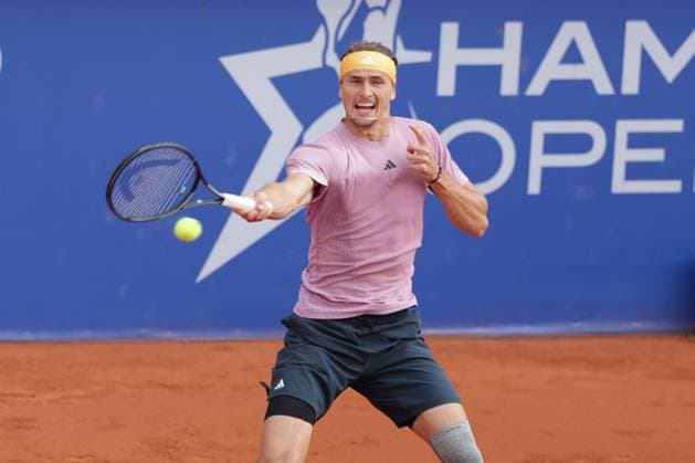 Tennis Men ATP, Tennis Men Tour 500 European Open Hamburg, Hamburg Open ATP 500 2024 , 19 07 2024 , Alexander Zverev GER plays a forehand Copyright: FernandoxSoares