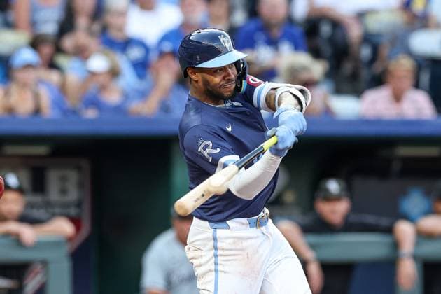 July 19, 2024: Kansas City Royals third baseman Maikel Garcia (11) hits a single against the Chicago White Sox during the third inning at Kauffman Stadium in Kansas City, MO. CSM Kansas City United States of America - ZUMAc04_ 20240719_zma_c04_005 Copyright: xDavidxSmithx