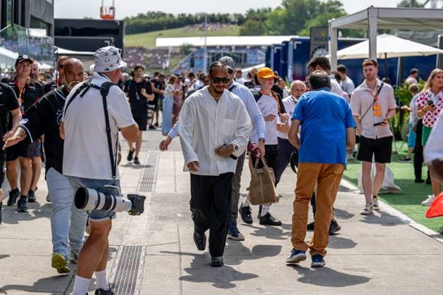 MOGYOROD, HUNGARY: Lewis Hamilton, racing for the Mercedes F1 team during the 2024 Formula 1 Hungarian Grand Prix at the Hungaroring in Mogyorod, Hungary
