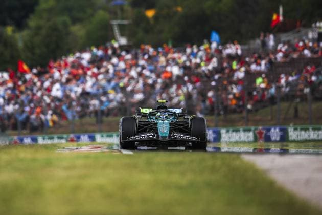 14 ALONSO Fernando (spa), Aston Martin F1 Team AMR24, action during the Formula 1 Hungarian Grand Prix 2024, 13th round of the 2024 Formula One World Championship, WM, Weltmeisterschaft from July 19 to 21, 2024 on the Hungaroring, in Mogyorod, Hungary - F1 - HUNGARIAN GRAND PRIX 2024 DPPI Panoramic  240720_R13_UNGHERIA_DP_EA015356