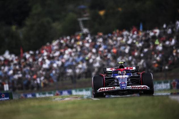 22 TSUNODA Yuki (jap), Visa Cash App RB F1 Team VCARB 01, action during the Formula 1 Hungarian Grand Prix 2024, 13th round of the 2024 Formula One World Championship, WM, Weltmeisterschaft from July 19 to 21, 2024 on the Hungaroring, in Mogyorod, Hungary - F1 - HUNGARIAN GRAND PRIX 2024 DPPI Panoramic  240720_R13_UNGHERIA_DP_EA015576