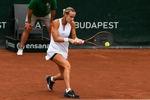 Anna Karolina Schmiedlova (SVK) during the quarter finals match vs. Aliaksandra Sasnovich at the WTA250 Hungarian Gran Prix Tennis on 19th July 2024 at Romai Teniszakademia, Budapest, Hungary  Copyright: xVincenzoxOrlando IPAxSportx xipax xx IPA_48134615 IPA_Agency_IPA48134615