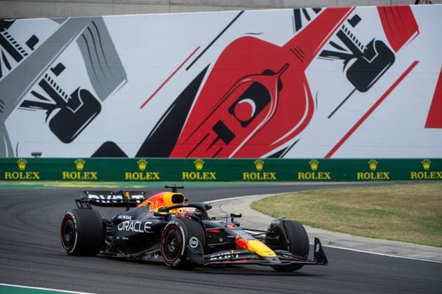 Max Verstappen Oracle Red Bull Racing, Netherlands, 01 in RedBull RB20 in front of the painting of a red Formula 1 car and Rolex branding, HUN, Formula 1 World Championship, Hungarian Grand Prix, Hungaroring, Free Practice, 20 07 2024 HUN, Formula 1 World Championship, Hungarian Grand Prix, Hungaroring, Free Practice, 20 07 2024 Mogyorod Copyright: xEibner-Pressefoto Memmlerx EP_MMR