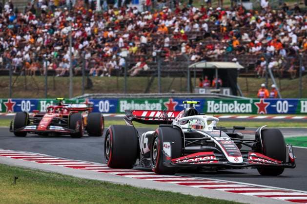 27 HULKENBERG Nico (ger), Haas F1 Team VF-24 Ferrari, action during the Formula 1 Hungarian Grand Prix 2024, 13th round of the 2024 Formula One World Championship, WM, Weltmeisterschaft from July 19 to 21, 2024 on the Hungaroring, in Mogyorod, Hungary - F1 - HUNGARIAN GRAND PRIX 2024 DPPI Panoramic  240720_R13_UNGHERIA_DP_1H0A5632