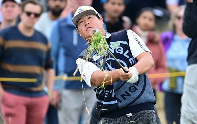 Sport Bilder des Tages Sungjae Im on the 16th fairway from the rough The British Open Championship, Day Three, Golf, Royal Troon, Troon, UK - 20 July 2024  Copyright: xGreigxCowie Shutterstockx 14587997ak
