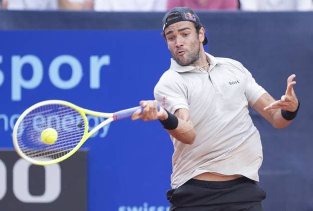 Gstaad Switzerland, 07 20 2024: Matteo Berrettini (ITA) in semi final against Stefanos Tsitsipas (GRE) during EFG Swiss Open. during EFG Swiss Open Gstaad, International Tennis match in Gstaad, Switzerland, July 20 2024  Copyright: xPatrickxDancel IPAxSportx xipa-ax xx IPA_48136390 IPA_Agency_IPA48136390