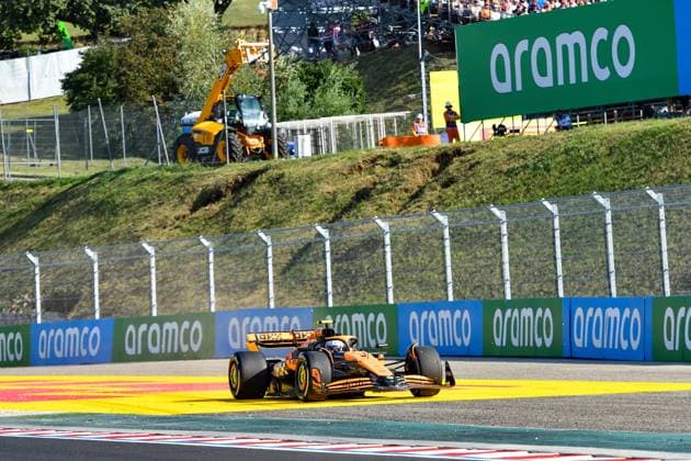 Formula 1 Budapest Hungary, 20 07 2024 Lando Norris 4 next to the track, McLaren Formula 1 Team Formula 1 Budapest Hungary, 20 07 2024 Copyright: xBEAUTIFULxSPORTS Erlhofx