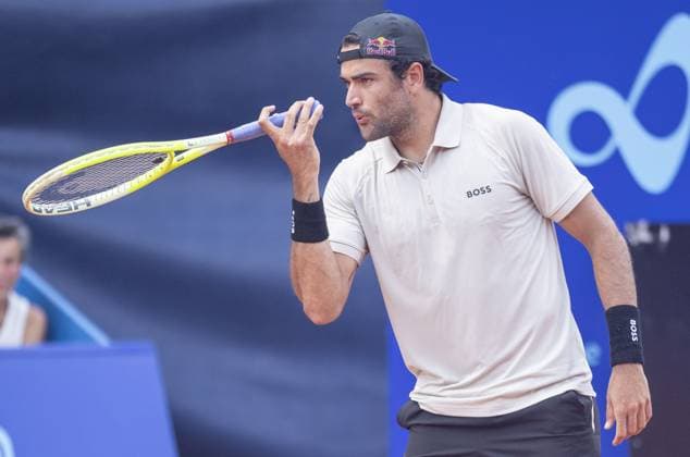Gstaad: Gstaad Switzerland, 07 20 2024: Matteo Berrettini (ITA) in semi final against Stefanos Tsitsipas (GRE) during EFG Swiss Open. during EFG Swiss Open Gstaad, International Tennis match in Gstaad, Switzerland, July 20 2024 International Tennis match - EFG Swiss Open Gstaad  - ZUMAp169 20240720_zsa_p169_108 Copyright: xPatrickxDancel IPAxSportx