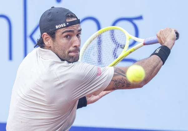 Gstaad: Gstaad Switzerland, 07 20 2024: Matteo Berrettini (ITA) in semi final against Stefanos Tsitsipas (GRE) during EFG Swiss Open. during EFG Swiss Open Gstaad, International Tennis match in Gstaad, Switzerland, July 20 2024 International Tennis match - EFG Swiss Open Gstaad  - ZUMAp169 20240720_zsa_p169_115 Copyright: xPatrickxDancel IPAxSportx