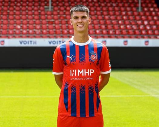 GER FC Heidenheim 1846 1 Bundesliga, Portraettermin 2024 2025, 19 07 2024, Mathias Honsak FC Heidenheim 17 DFB DFL regulations prohibit any use of photographs as image sequences and or quasi video GER FC Heidenheim 1846 1 Bundesliga, Portraettermin 2024 2025, 19 07 2024 Heidenheim Copyright: xEibner-Pressefoto RogerxBuerkex EP_RBE