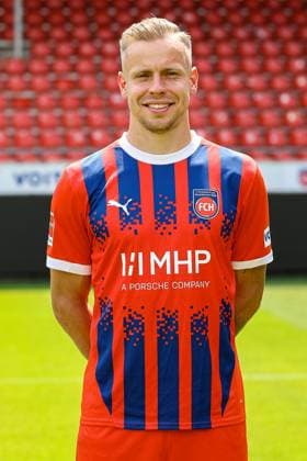 GER FC Heidenheim 1846 1 Bundesliga, Portraettermin 2024 2025, 19 07 2024, Lennard Maloney FC Heidenheim 33 DFB DFL regulations prohibit any use of photographs as image sequences and or quasi video GER FC Heidenheim 1846 1 Bundesliga, Portraettermin 2024 2025, 19 07 2024 Heidenheim Copyright: xEibner-Pressefoto RogerxBuerkex EP_RBE