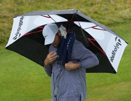 Scotty Scheffler on the 8th green. The British Open Championship, Day Three, Golf, Royal Troon, Troon, UK - 20 July 2024  Copyright: xStuartxWallace Shutterstockx 14588004ar