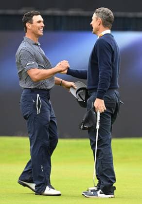 Leader of the Open Billy Horschel shakes hands with playing partner Justin Leonard on the 18th Green The British Open Championship, Day Three, Golf, Royal Troon, Troon, UK - 20 July 2024  Copyright: xGreigxCowie Shutterstockx 14587997ca