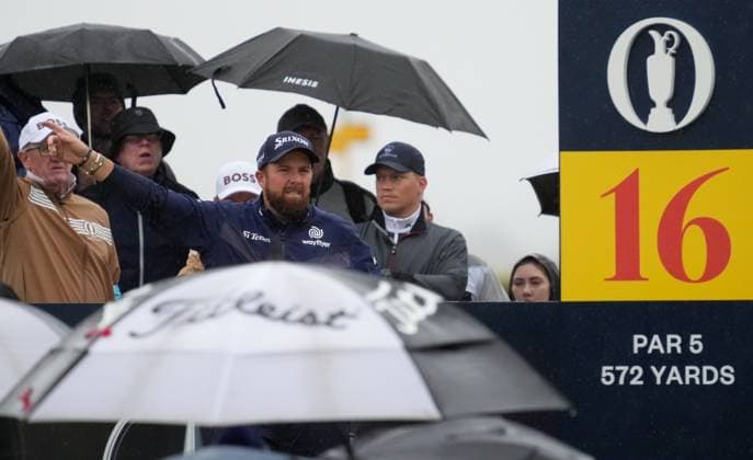 Shane Lowry on the 16th tee. The British Open Championship, Day Three, Golf, Royal Troon, Troon, UK - 20 July 2024  Copyright: xStuartxWallace Shutterstockx 14588004bs