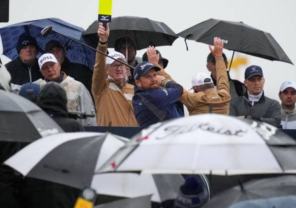 Shane Lowry on the 16th tee. The British Open Championship, Day Three, Golf, Royal Troon, Troon, UK - 20 July 2024  Copyright: xStuartxWallace Shutterstockx 14588004bp