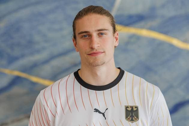 Juri Knorr GER, 15 Portrait, Single image, 20 07 2024, Ludwigsburg Germany , Handball, Team photos national teams for the Olympic Games xprx