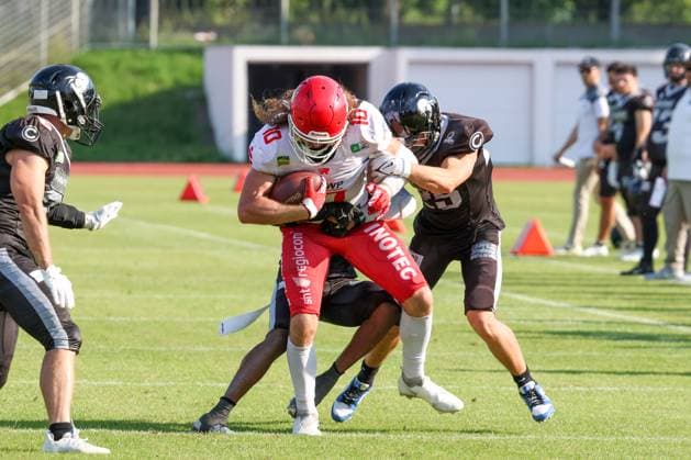 Brendan Beaulieu Potsdam Royals, 10 with the ball, in Bedraengnis,Berlin Rebels vs Potsdam Royals, American Football, GFL, 2024, Season, 20 07 2024, Berlin Berlin Land Copyright: xFootxBowl ThomasxSobotzkix