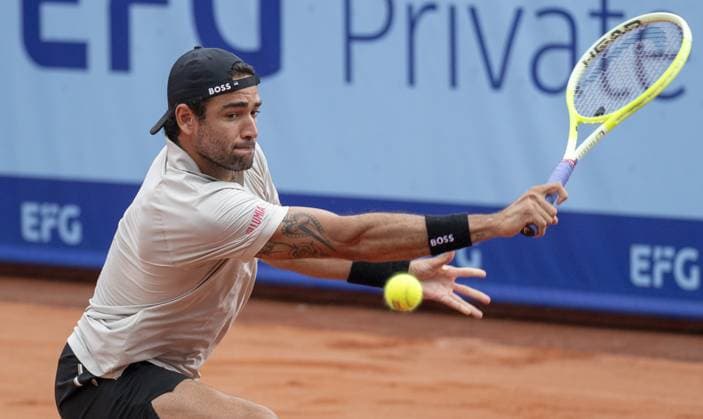 Gstaad Switzerland, 07 21 2024: Matteo Berrettini (ITA) in final against Quentin Halys (FRA) during EFG Swiss Open. during EFG Swiss Open Gstaad, International Tennis match in Gstaad, Switzerland, July 21 2024  Copyright: xPatrickxDancel IPAxSportx xipa-ax xx IPA_48154030 IPA_Agency_IPA48154030