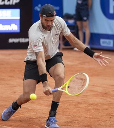 Gstaad: Gstaad Switzerland, 07 21 2024: Matteo Berrettini (ITA) in final against Quentin Halys (FRA) during EFG Swiss Open. during EFG Swiss Open Gstaad, International Tennis match in Gstaad, Switzerland, July 21 2024 International Tennis match - EFG Swiss Open Gstaad  - ZUMAp169 20240721_zsa_p169_073 Copyright: xPatrickxDancel IPAxSportx