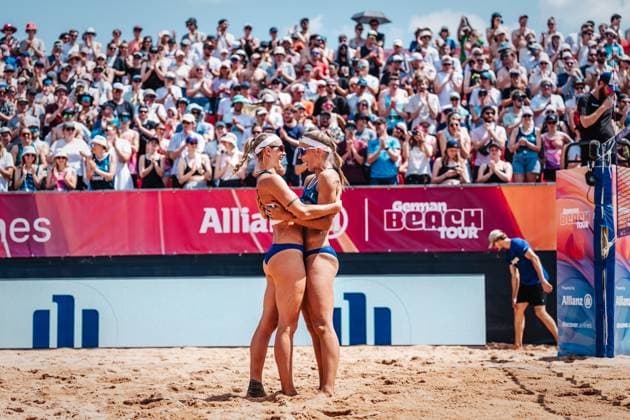 Beach volleyball men German Beach Tour 2024 Tourstop Munich 21 07 2024 f l Kim van de Velde and Sandra Ittlinger celebrate after winning Munich Central University Sports Beach Bavaria Germany