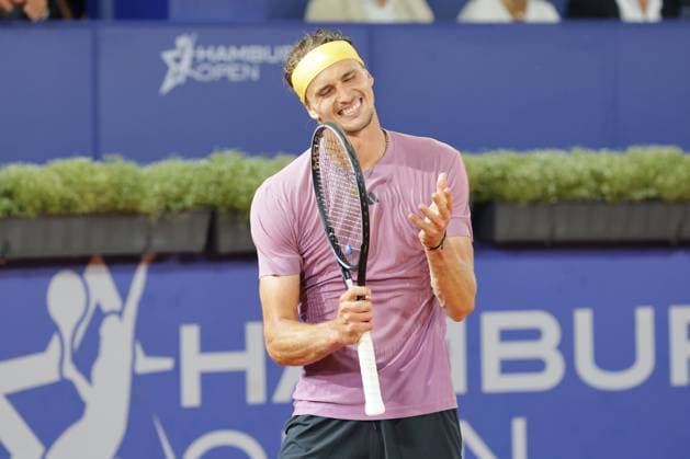 Tennis Men ATP, Tennis Men Tour 500 European Open Hamburg, Hamburg Open ATP 500 2024 , 21 07 2024 , Final , Alexander Zverev GER disappointed, disappointed look , sad , frustrated , frustrated , frustrated , thoughtful Copyright: FernandoxSoares