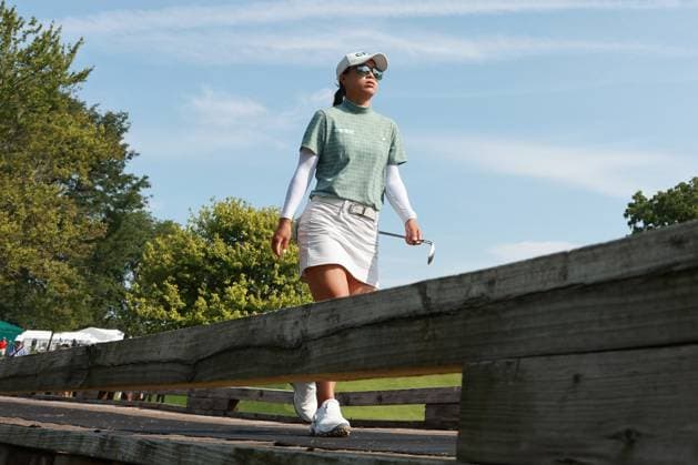 DANA Open SYLVANIA, OHIO - JULY 21: Ssu-Chia Cheng of Chinese Taipei crosses the footbridge on her way to the first green during the final round of the Dana Open golf tournament at Highland Meadows Golf Club in Sylvania, Ohio USA, on Sunday, July 21, 2024. Sylvania Ohio United States  Copyright: xJorgexLemusx originalFilename:lemus-danaopen240721_npSD2.jpg