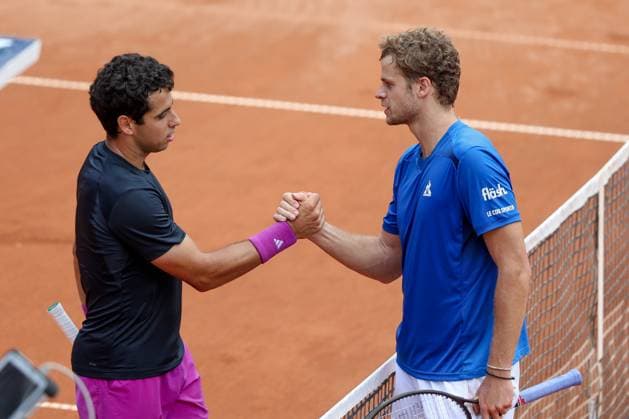 L R Jaime Munar congratulates the winner Yannick Hanfmann GER Tennis Generali Open Kitzbuehel 2024 ATP 250 Kitzbuehler Tennis Club Kitzbuehel Tirol Austria 22 July 2024 Copyright: xJuergenxHasenkopfx