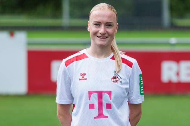 Team photo 1 FC Köln women, season 2024 25 22 07 2024 Anna Gerhardt 1 FC Köln, 21 Team photo date of the women of 1 FC Köln for the season 2024 25, on 22 07 2024, Geissbockheim, Cologne Copyright: xBEAUTIFULxSPORTS Meuselx