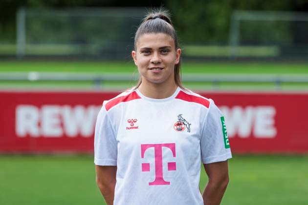 Team photo 1 FC Köln women, season 2024 25 22 07 2024 Martyna Wiankowska 1 FC Köln, 26 Team photo date of the women of 1 FC Köln for the season 2024 25, on 22 07 2024, Geissbockheim, Cologne Copyright: xBEAUTIFULxSPORTS Meuselx