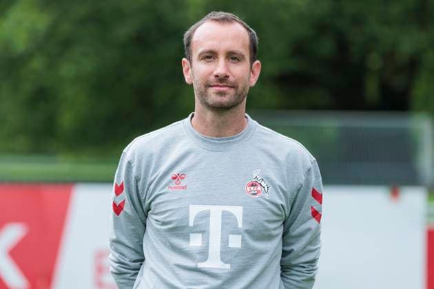 Team photo 1 FC Köln women, season 2024 25 22 07 2024 Sebastian Bolte Team manager Team photo date of the women of 1 FC Köln for the season 2024 25, on 22 07 2024, Geissbockheim, Cologne Copyright: xBEAUTIFULxSPORTS Meuselx