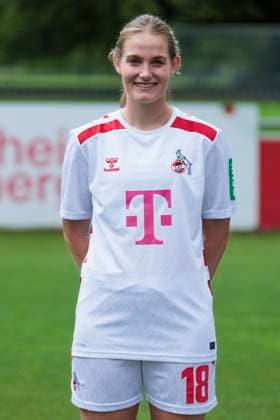 Team photo 1 FC Köln women, season 2024 25 22 07 2024 Taylor Ziemer 1 FC Köln, 18 Team photo date of the women of 1 FC Köln for the season 2024 25, on 22 07 2024, Geissbockheim, Cologne Copyright: xBEAUTIFULxSPORTS Meuselx