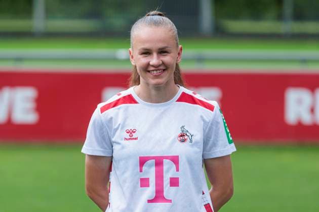 Team photo 1 FC Köln women, season 2024 25 22 07 2024 Laura Donhauser 1 FC Köln, 25 Team photo date of the women of 1 FC Köln for the season 2024 25, on 22 07 2024, Geissbockheim, Cologne Copyright: xBEAUTIFULxSPORTS Meuselx