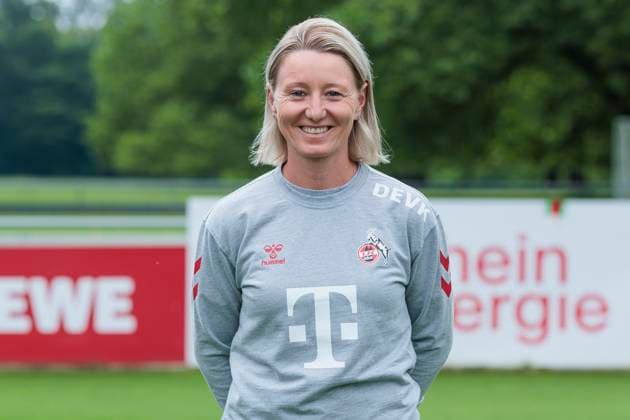 Team photo 1 FC Köln women, season 2024 25 22 07 2024 Jacqueline Dünker Co Trainer Team photo date of the women of 1 FC Köln for the season 2024 25, on 22 07 2024, Geissbockheim, Cologne Copyright: xBEAUTIFULxSPORTS Meuselx