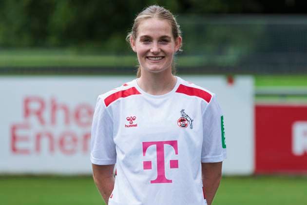 Team photo 1 FC Köln women, season 2024 25 22 07 2024 Taylor Ziemer 1 FC Köln, 18 Team photo date of the women of 1 FC Köln for the season 2024 25, on 22 07 2024, Geissbockheim, Cologne Copyright: xBEAUTIFULxSPORTS Meuselx