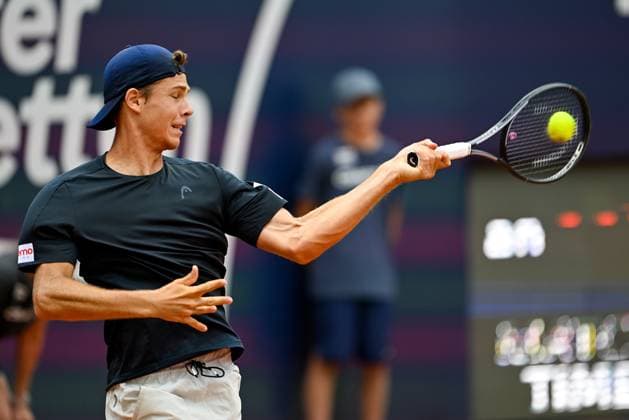 TENNIS - ATP, Tennis Herren Generali Open 2024 KITZBUEHEL,AUSTRIA,22.JUL.24 - TENNIS - ATP World Tour, Generali Open. Image shows Joel Schwaerzler (AUT).  GEPAxpictures xDanielxSchoenherr