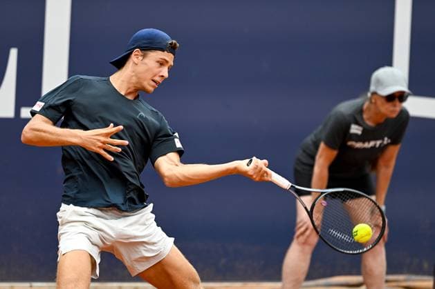 TENNIS - ATP, Tennis Herren Generali Open 2024 KITZBUEHEL,AUSTRIA,22.JUL.24 - TENNIS - ATP World Tour, Generali Open. Image shows Joel Schwaerzler (AUT).  GEPAxpictures xDanielxSchoenherr