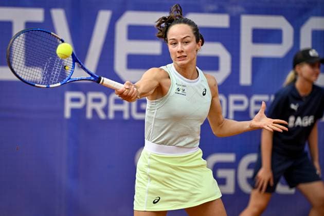 Turkish tennis player Zeynep Sonmez in action during the WTA, Tennis Damen women s tennis tournament Livesport Prague Open 2024 match against Dominika Salkova from Czechia, in Prague, Czech Republic, on July 22, 2024. (CTKxPhoto VitxSimanek) CTKPhotoP2024072204403  CTKPhotoP2024072204403