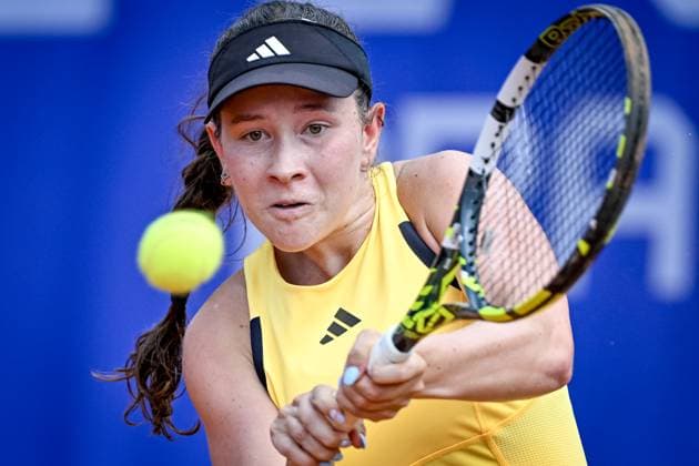 Czech tennis player Dominika Salkova in action during the WTA, Tennis Damen women s tennis tournament Livesport Prague Open 2024 match against Zeynep Sonmez from Turkey, in Prague, Czech Republic, on July 22, 2024. (CTKxPhoto VitxSimanek) CTKPhotoP2024072204422  CTKPhotoP2024072204422