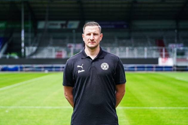 Tim Rosenthal Holstein Kiel Physiotherapist GER, Holstein Kiel, Bundesliga, Portraettermin 2024 2025 GER, Holstein Kiel, Bundesliga, Portraettermin 2024 2025 Kiel Copyright: xEibner-Pressefoto MarcelxvonxFehrnx EP_MFN