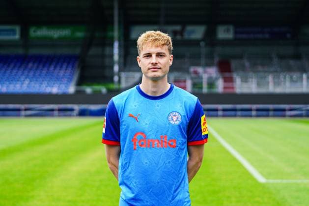 Finn Porath Holstein Kiel 08 GER, Holstein Kiel, Bundesliga, Portraettermin 2024 2025 GER, Holstein Kiel, Bundesliga, Portraettermin 2024 2025 Kiel Copyright: xEibner-Pressefoto MarcelxvonxFehrnx EP_MFN