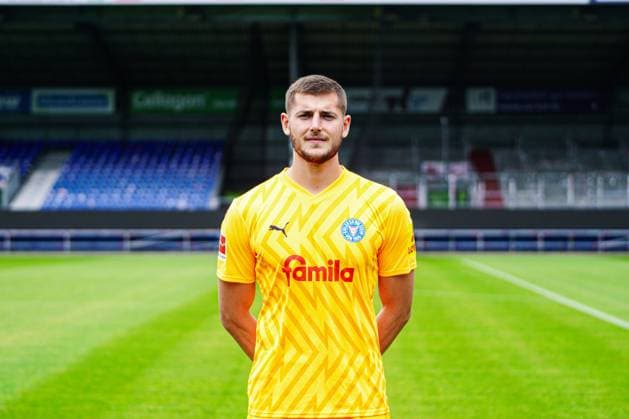 Timon Weiner Holstein Kiel 1 GER, Holstein Kiel, Bundesliga, Portraettermin 2024 2025 GER, Holstein Kiel, Bundesliga, Portraettermin 2024 2025 Kiel Copyright: xEibner-Pressefoto MarcelxvonxFehrnx EP_MFN