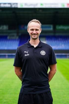 Timm Pfluegler Holstein Kiel Physiotherapist GER, Holstein Kiel, Bundesliga, Portraettermin 2024 2025 GER, Holstein Kiel, Bundesliga, Portraettermin 2024 2025 Kiel Copyright: xEibner-Pressefoto MarcelxvonxFehrnx EP_MFN